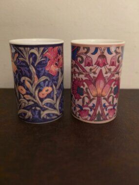 Set of 2 Dunoon Decorative Mugs Kensington features William Morris designs